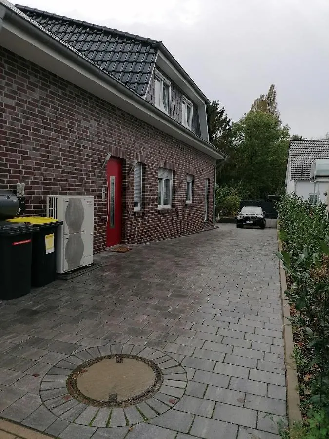 Aluston Daire Hannover 0*,  Almanya